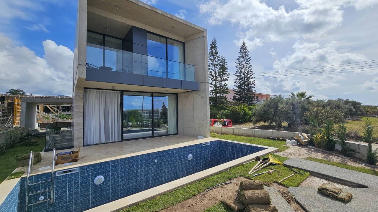 Haus in Kissonerga, Zypern, 215 m² - Foto 1