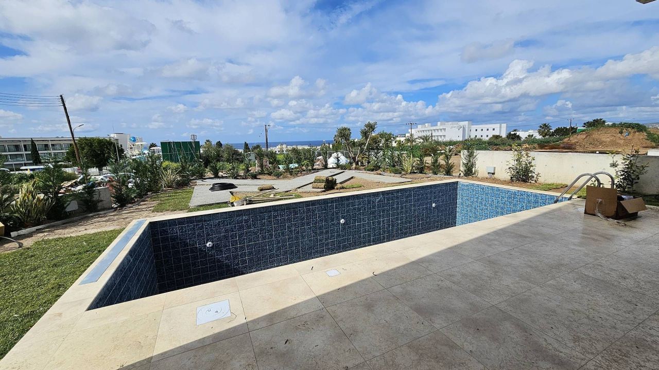 Maison à Kissonerga, Chypre, 215 m² - image 17