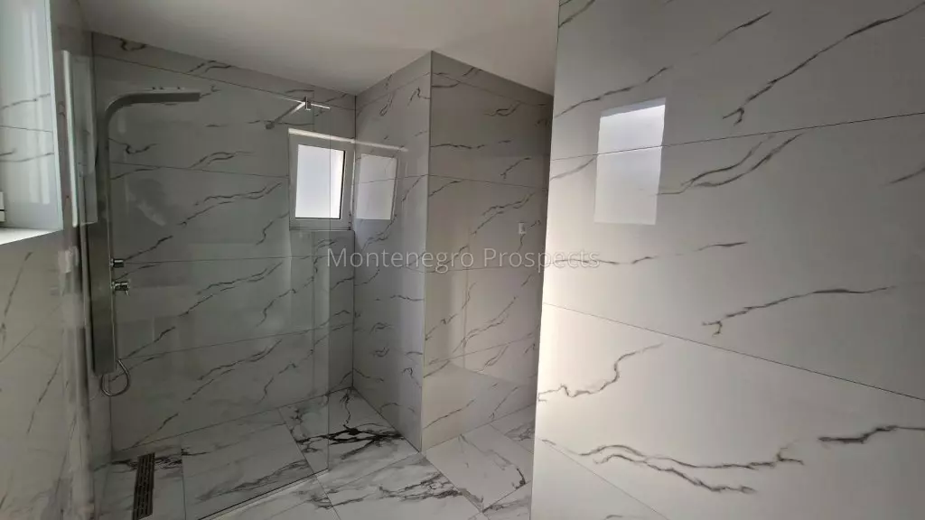 Bungalow à Đuraševići, Monténégro, 74 m² - image 13