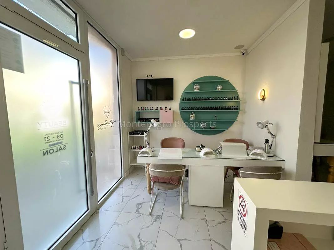 Bureau au Bar, Monténégro, 52 m² - image 1