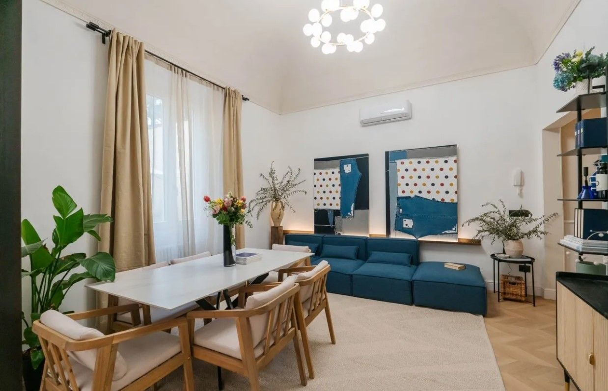 Piso en Florencia, Italia, 138 m² - imagen 1