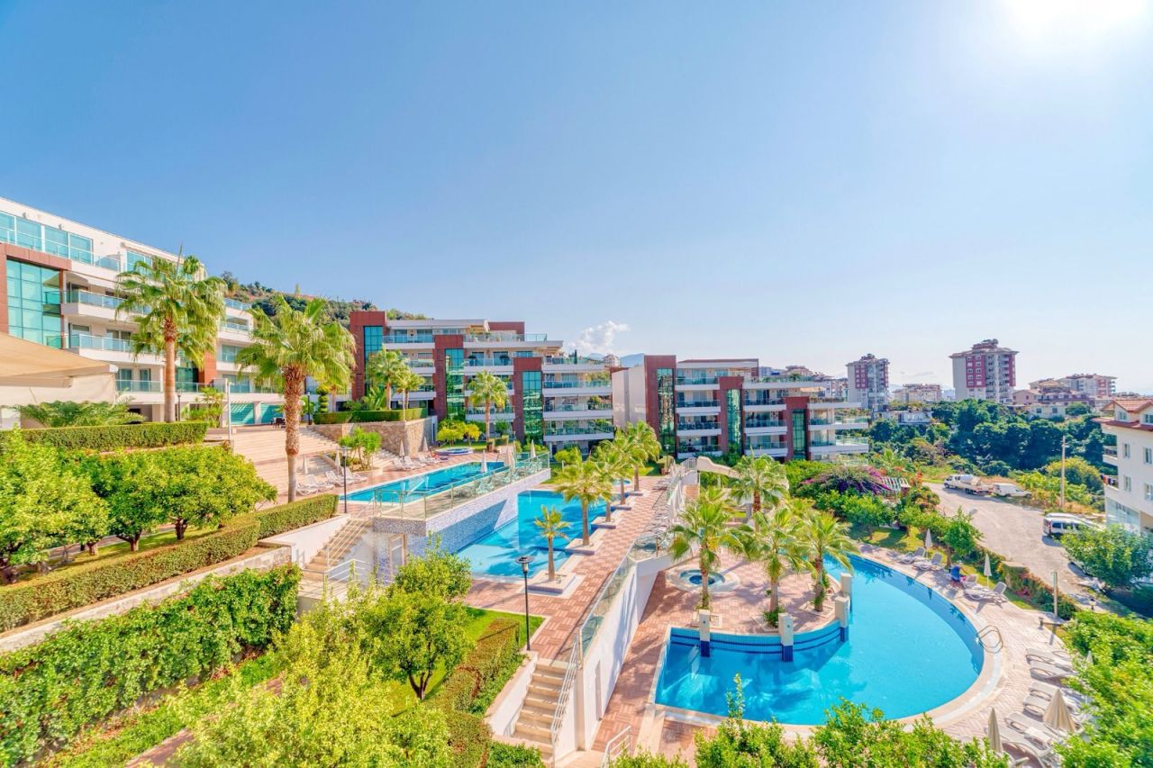 Flat in Alanya, Turkey, 74 m² - picture 1