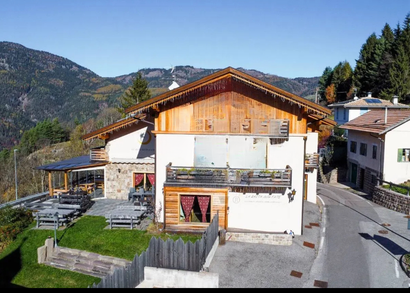 Hotel en Trento, Italia, 354 m² - imagen 3