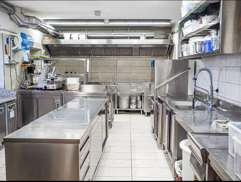 Hotel en Trento, Italia, 354 m² - imagen 8