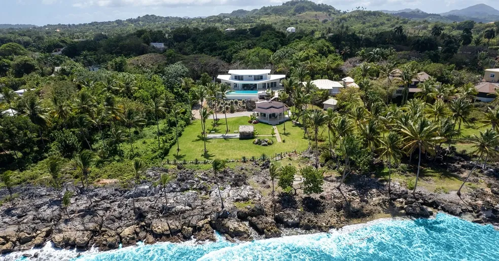 Villa in Samana, Dominican Republic, 343 m² - picture 2