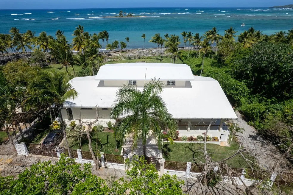 Villa à Samaná, République dominicaine, 343 m² - image 1