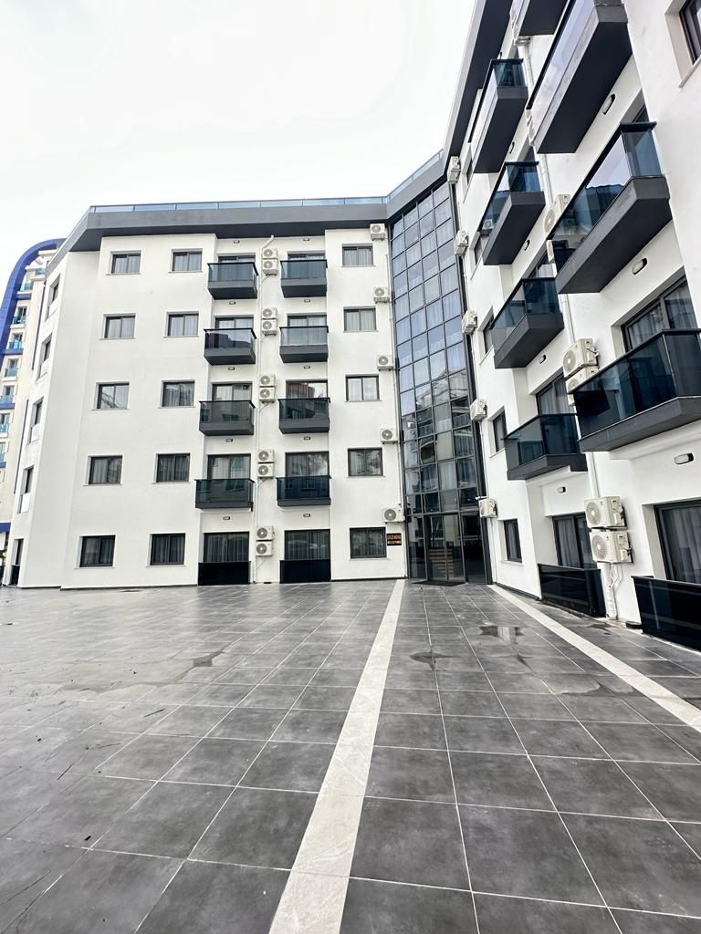 Hotel en Kyrenia, Chipre, 4 500 m² - imagen 1