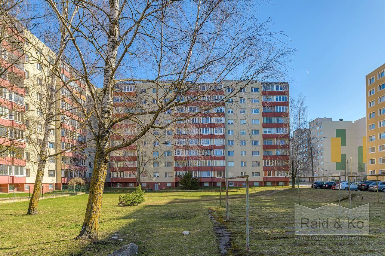 Flat in Tallinn, Estonia, 32.9 m² - picture 1