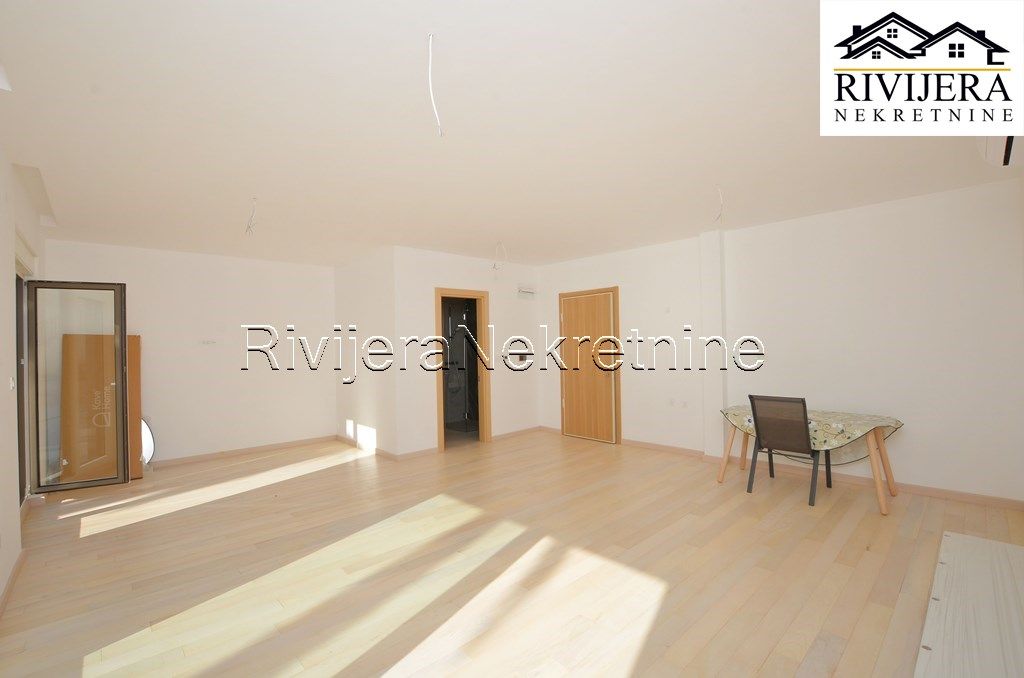 Piso en Herceg-Novi, Montenegro, 43 m² - imagen 5