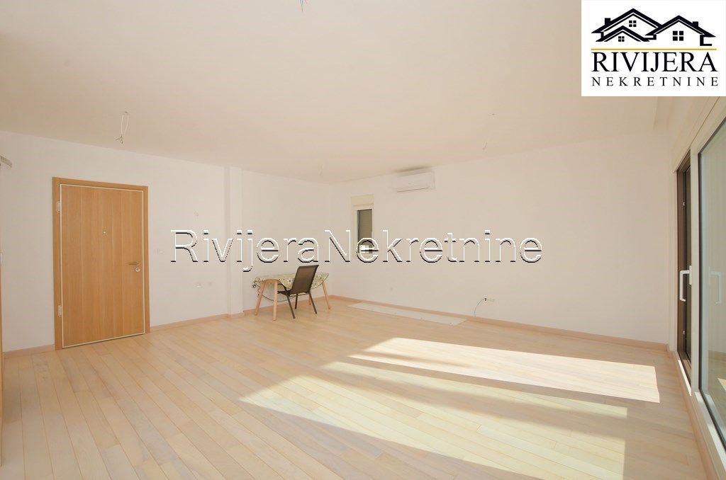 Piso en Herceg-Novi, Montenegro, 43 m² - imagen 6
