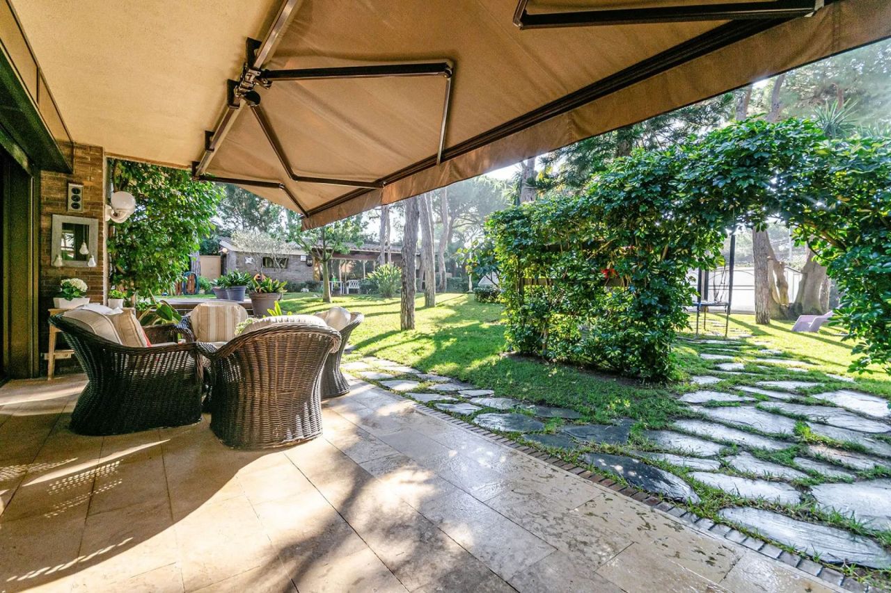 Villa en Gava Mar, España, 710 m² - imagen 7