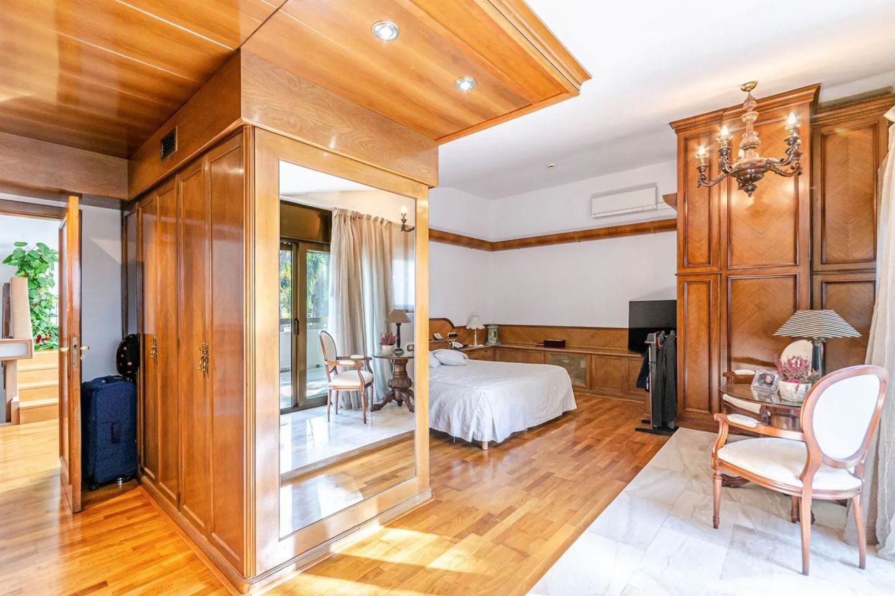 Villa en Gava Mar, España, 710 m² - imagen 13