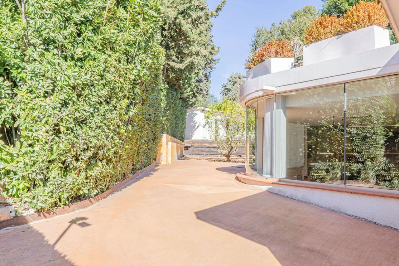 Maison à Barcelone, Espagne, 815 m² - image 10