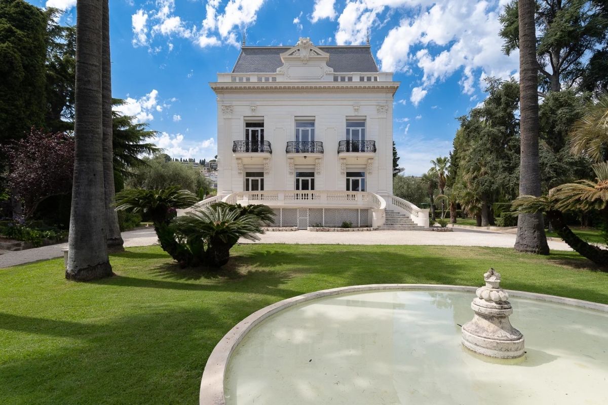 Villa in Nizza, Frankreich, 1 047 m² - Foto 3