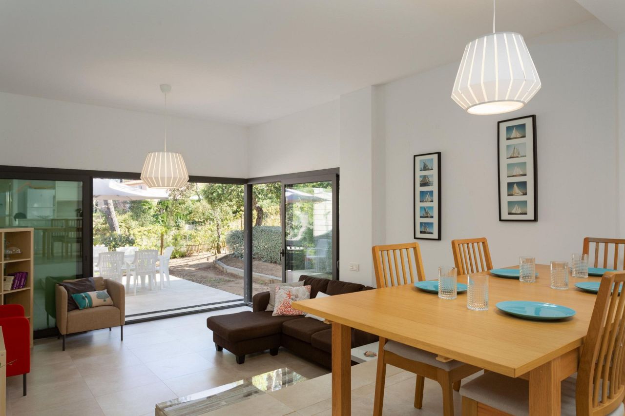 Villa in Llafranc, Spain, 203 m² - picture 5