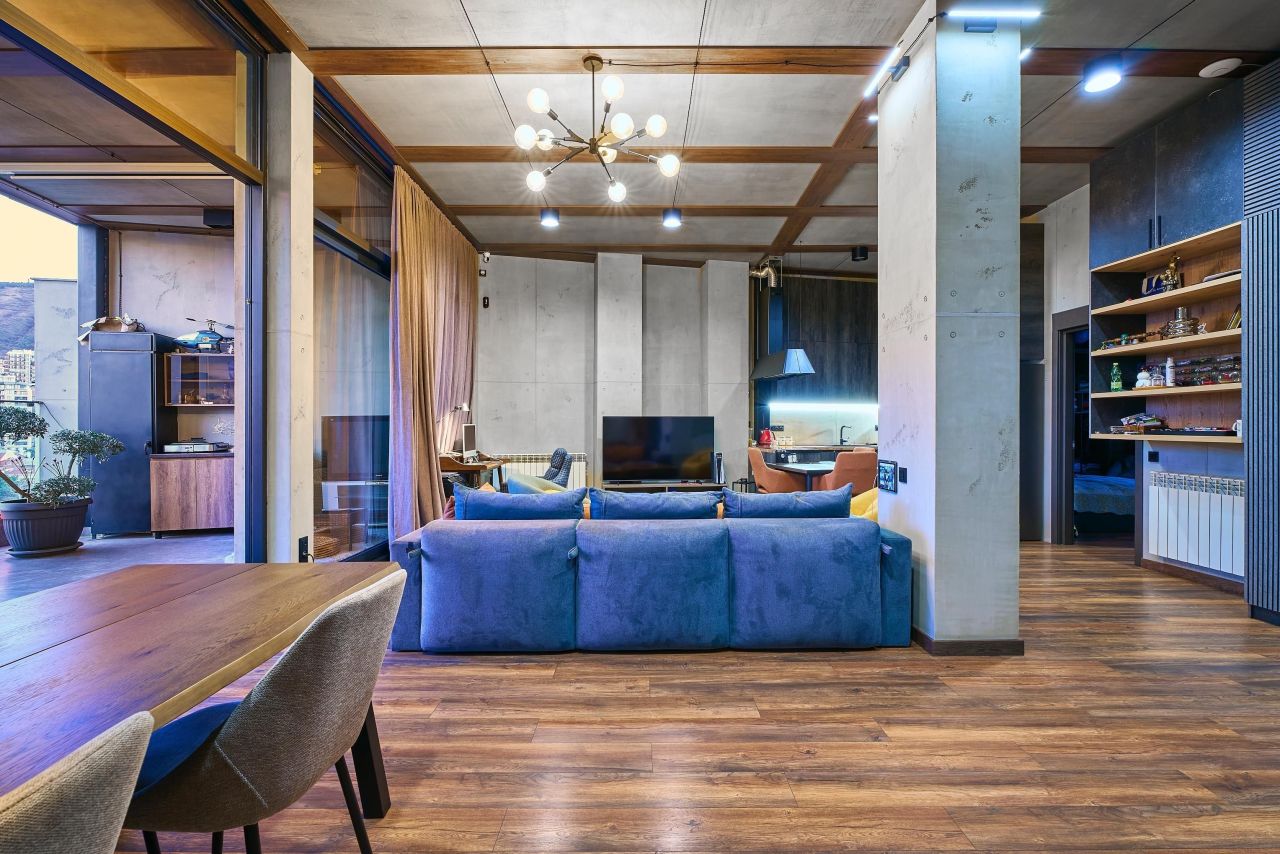 Penthouse in Tbilisi, Georgia, 190 m² - picture 1