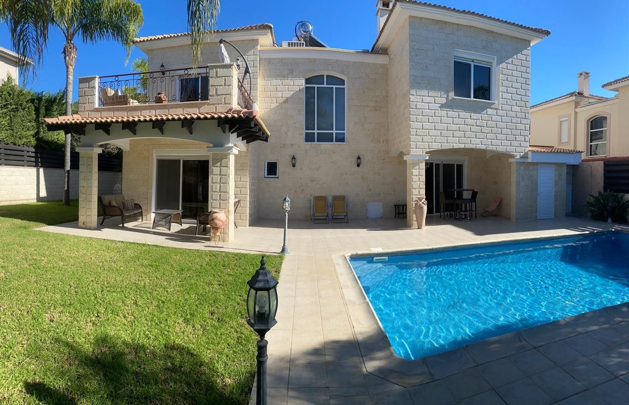 Villa in Limassol, Cyprus, 184 m² - picture 1