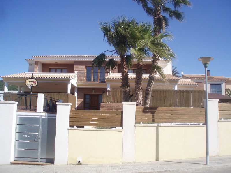 Chalet en Calafell, España, 2 m² - imagen 2