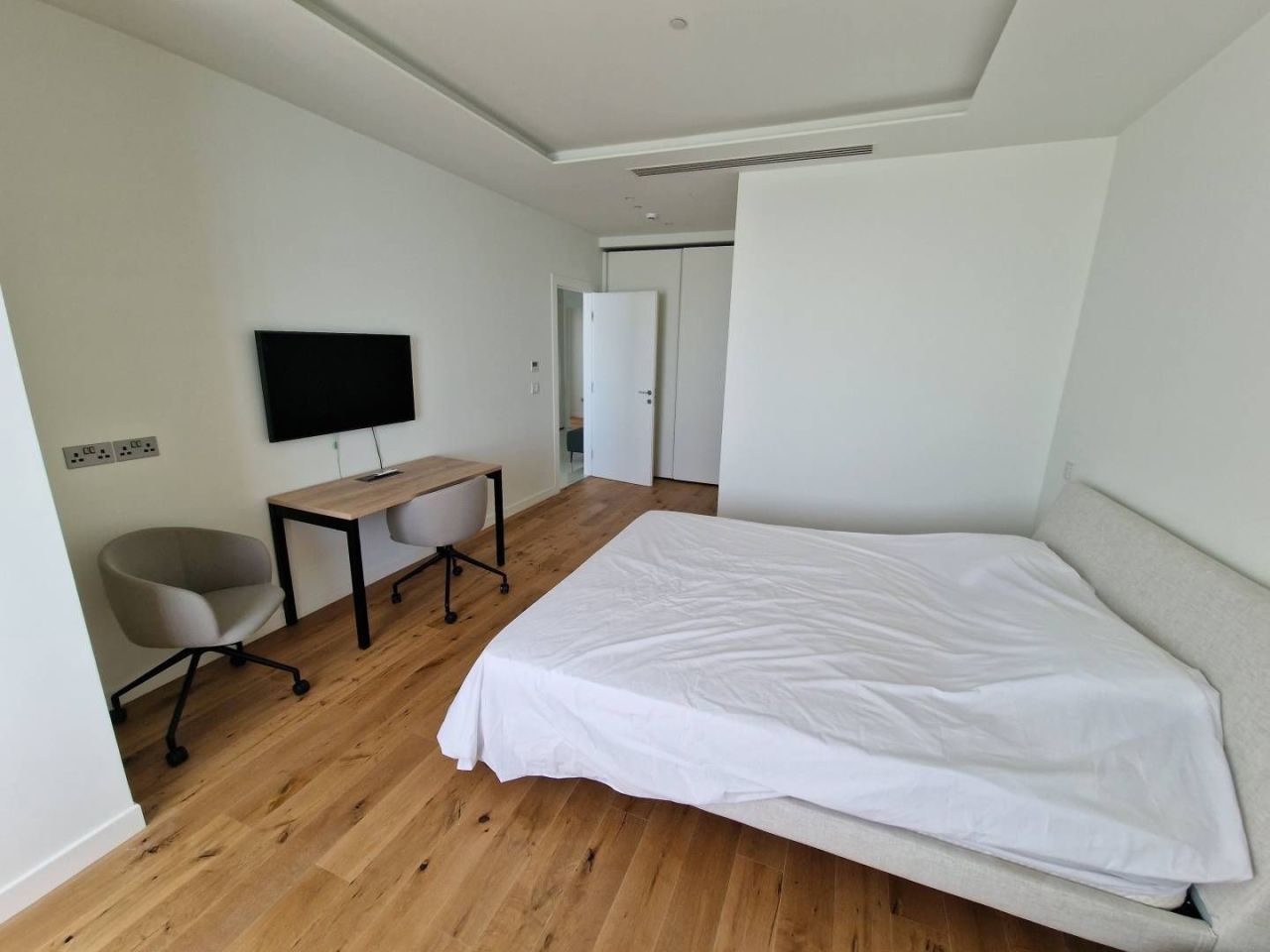 Piso en Agios Tychon, Chipre, 164 m² - imagen 4