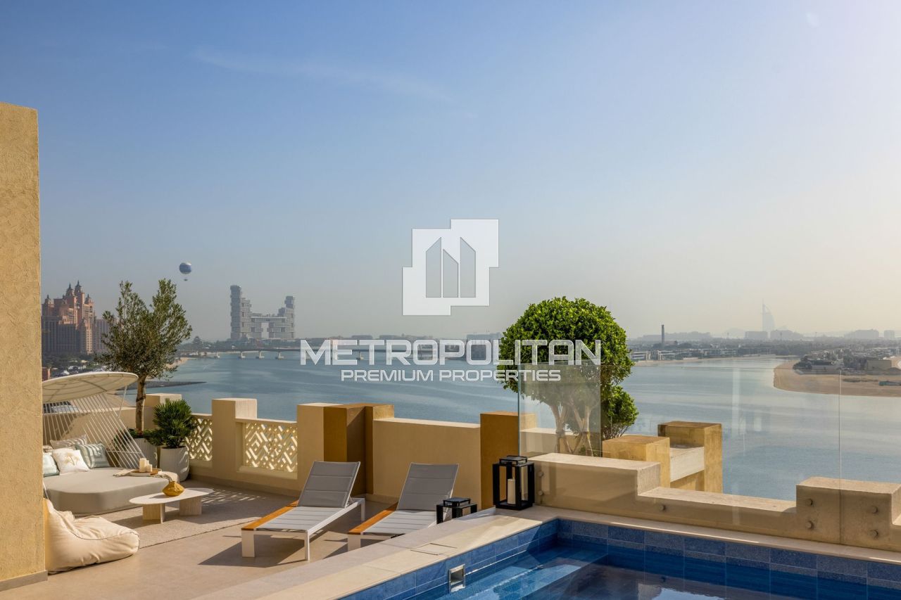 Penthouse in Dubai, UAE, 593 m² - picture 1