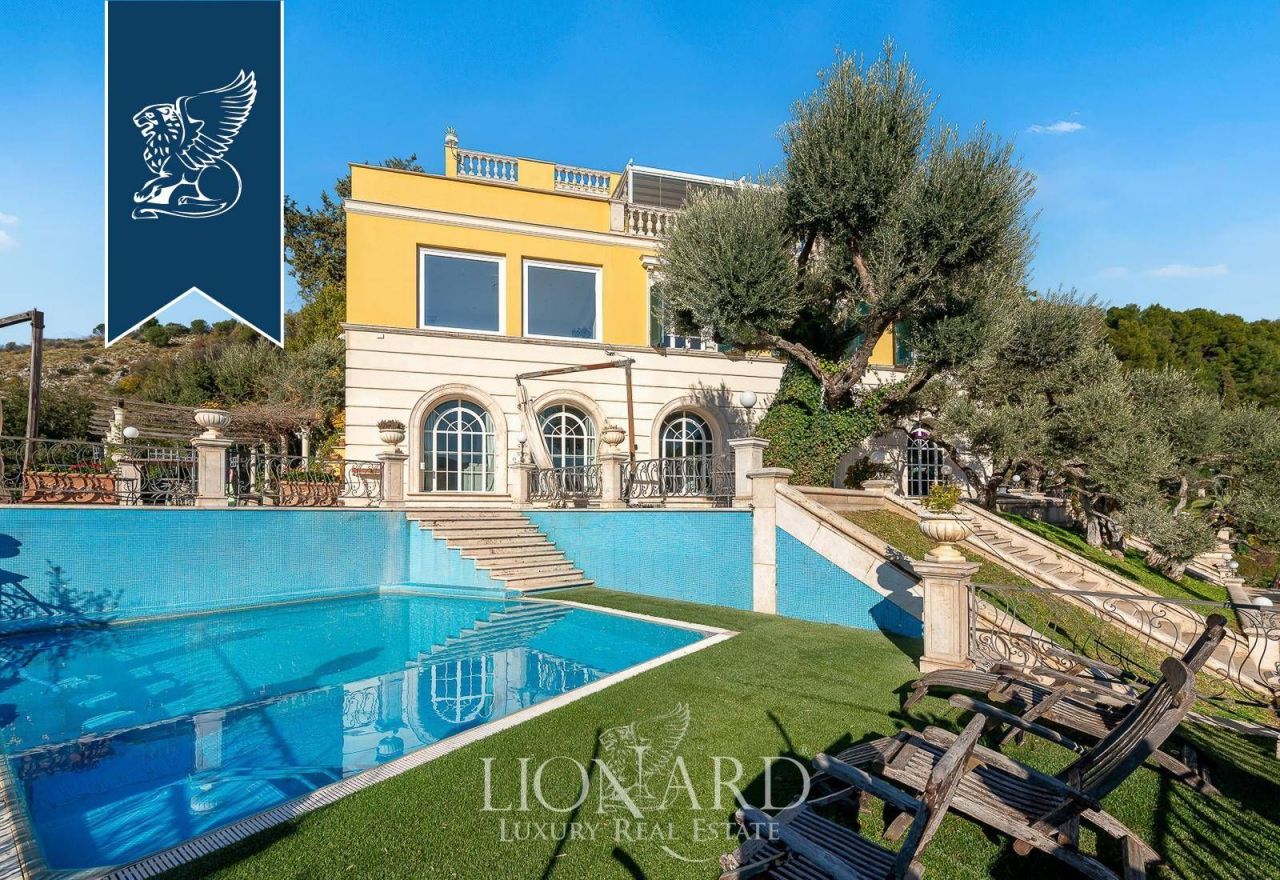 Villa in Rome, Italy, 800 m² - picture 1
