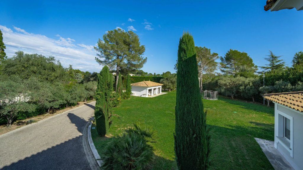 Villa en Mouans-Sartoux, Francia, 250 m² - imagen 4