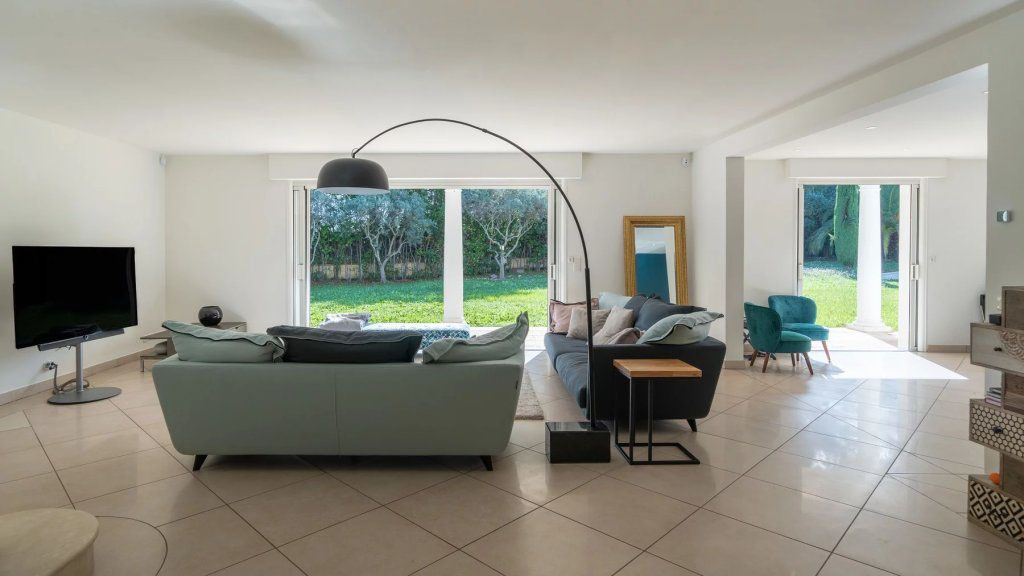 Villa en Mouans-Sartoux, Francia, 250 m² - imagen 10