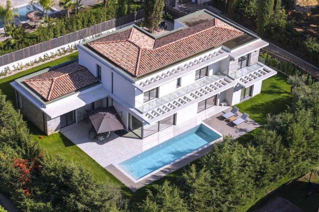 Villa à Mougins, France, 400 m² - image 10