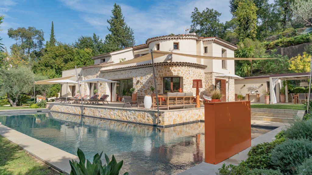 Villa in Mougins, France, 248 m² - picture 1