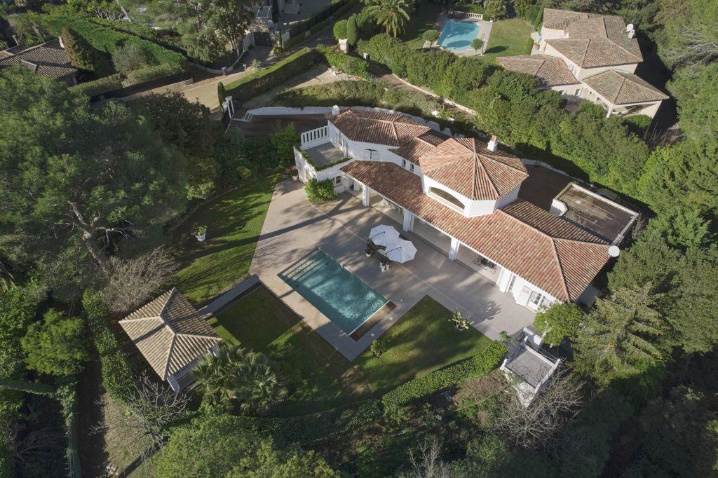 Villa in Mougins, France, 340 m² - picture 14