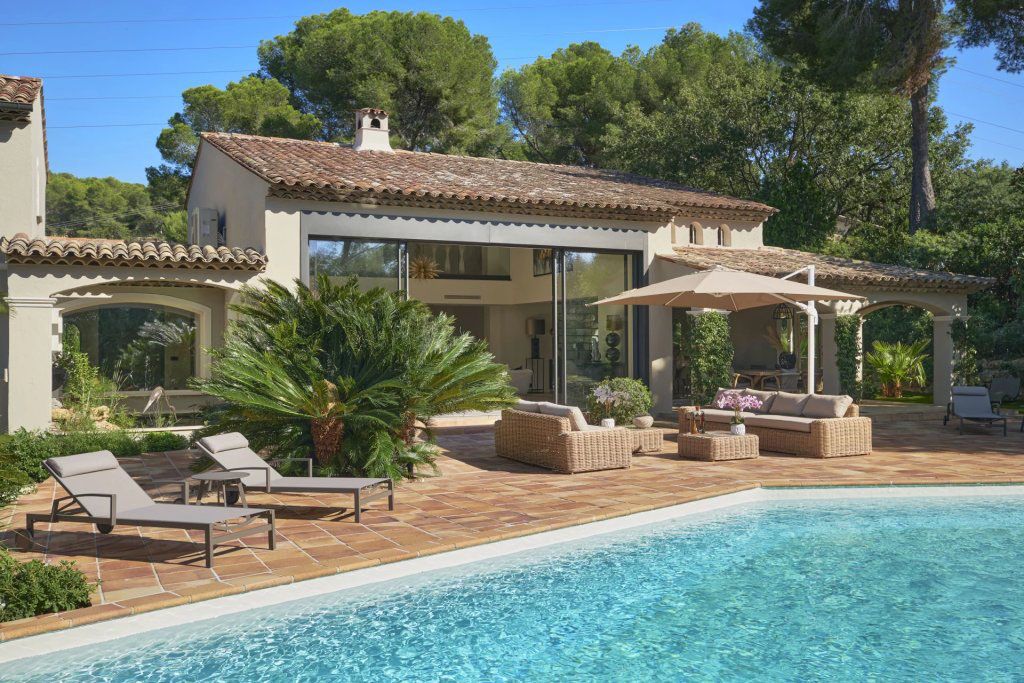 Villa en Mougins, Francia, 430 m² - imagen 1