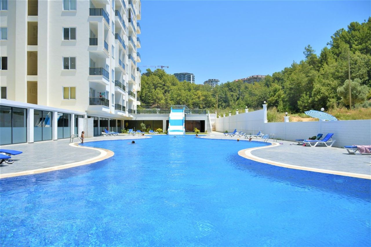 Flat in Alanya, Turkey, 53 m² - picture 1