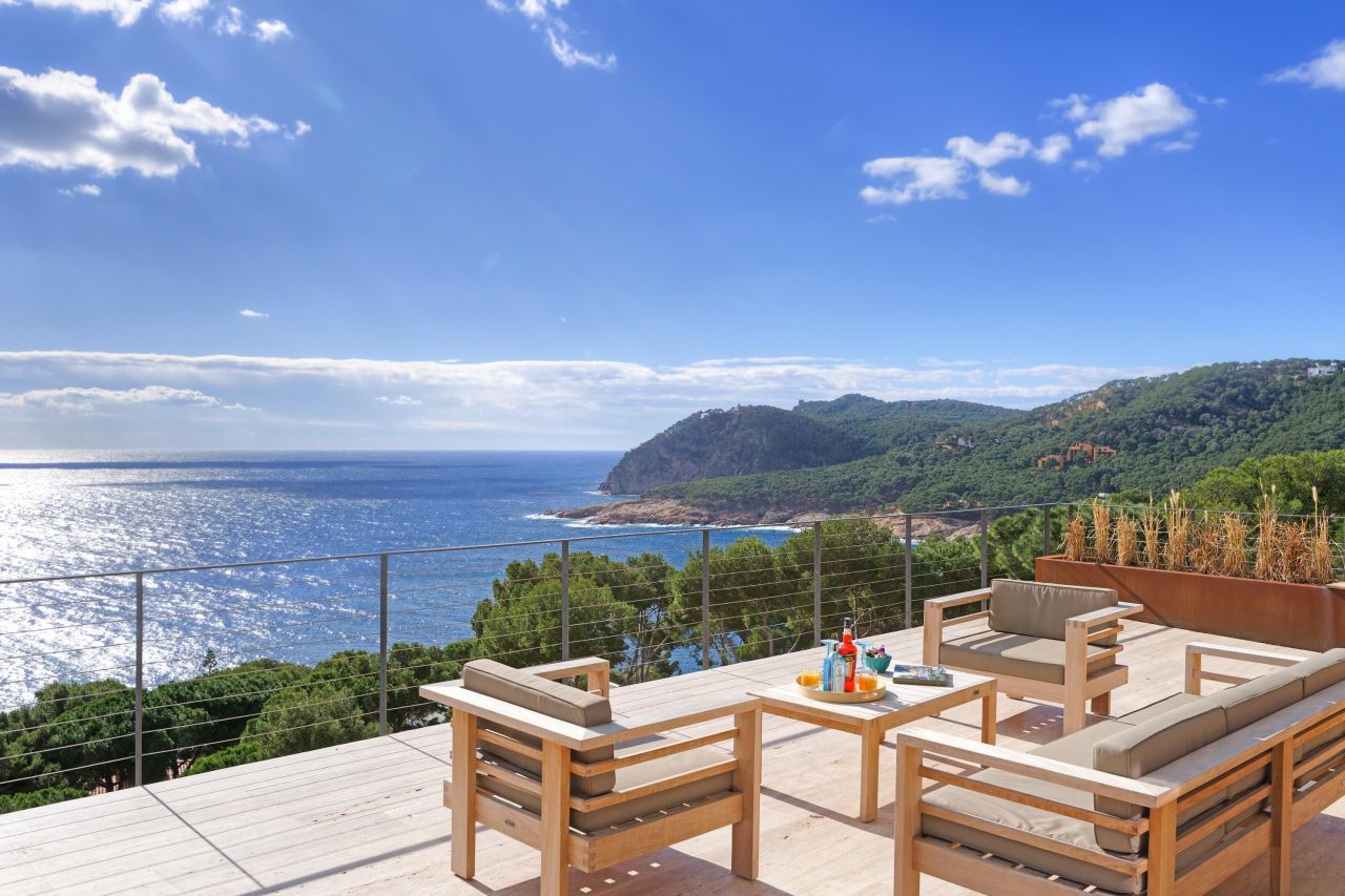 Villa en Tamariu, España, 253 m² - imagen 1