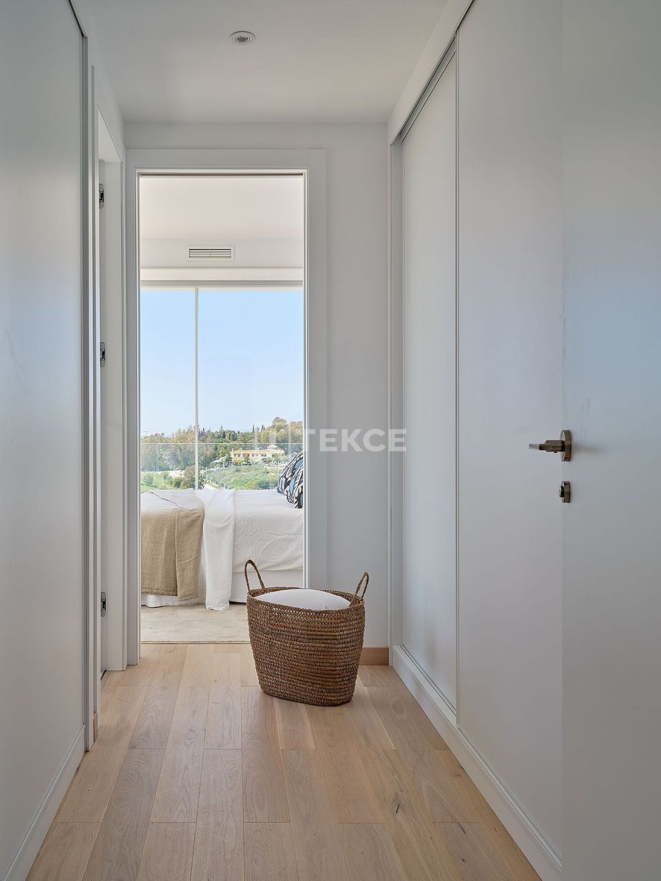 Villa à Marbella, Espagne, 446 m² - image 18