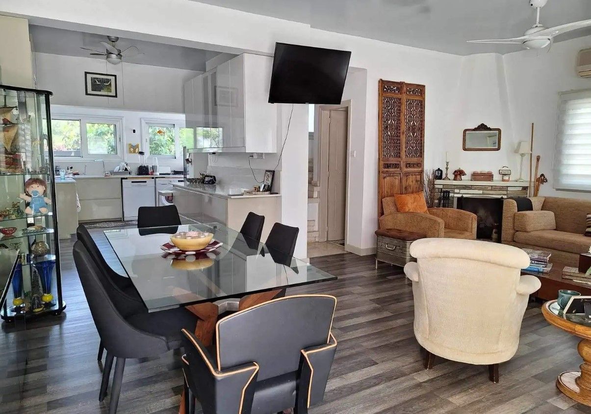 House in Paralimni, Cyprus, 210 m² - picture 3