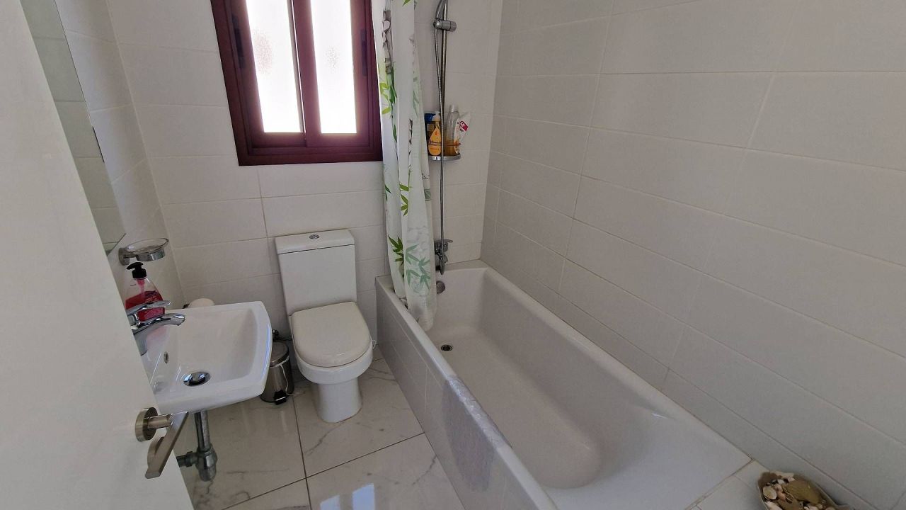 House in Larnaca, Cyprus, 140 m² - picture 12