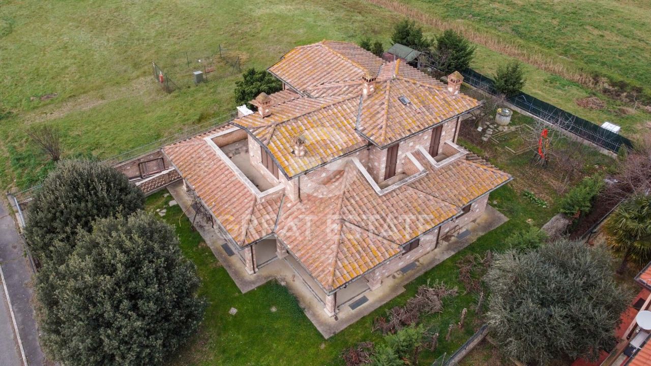 Maison à Castiglione del Lago, Italie, 292.3 m² - image 3
