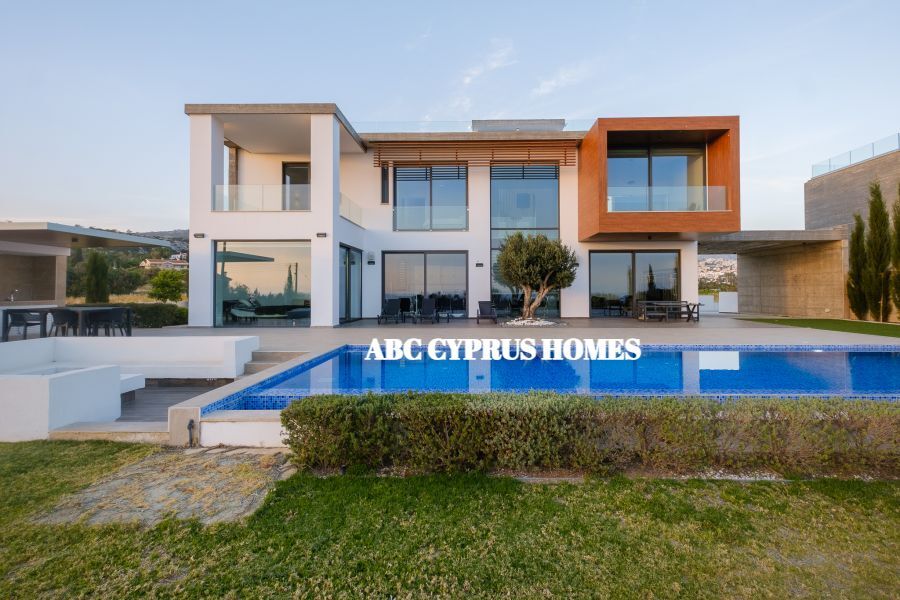 Villa en Pafos, Chipre, 220 m² - imagen 1