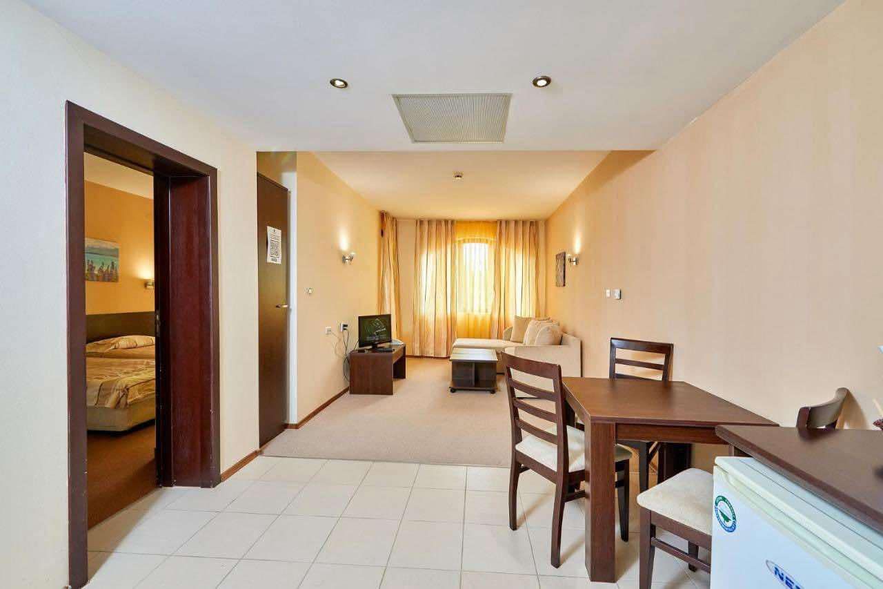 Apartment in Obzor, Bulgaria, 63 m² - picture 2