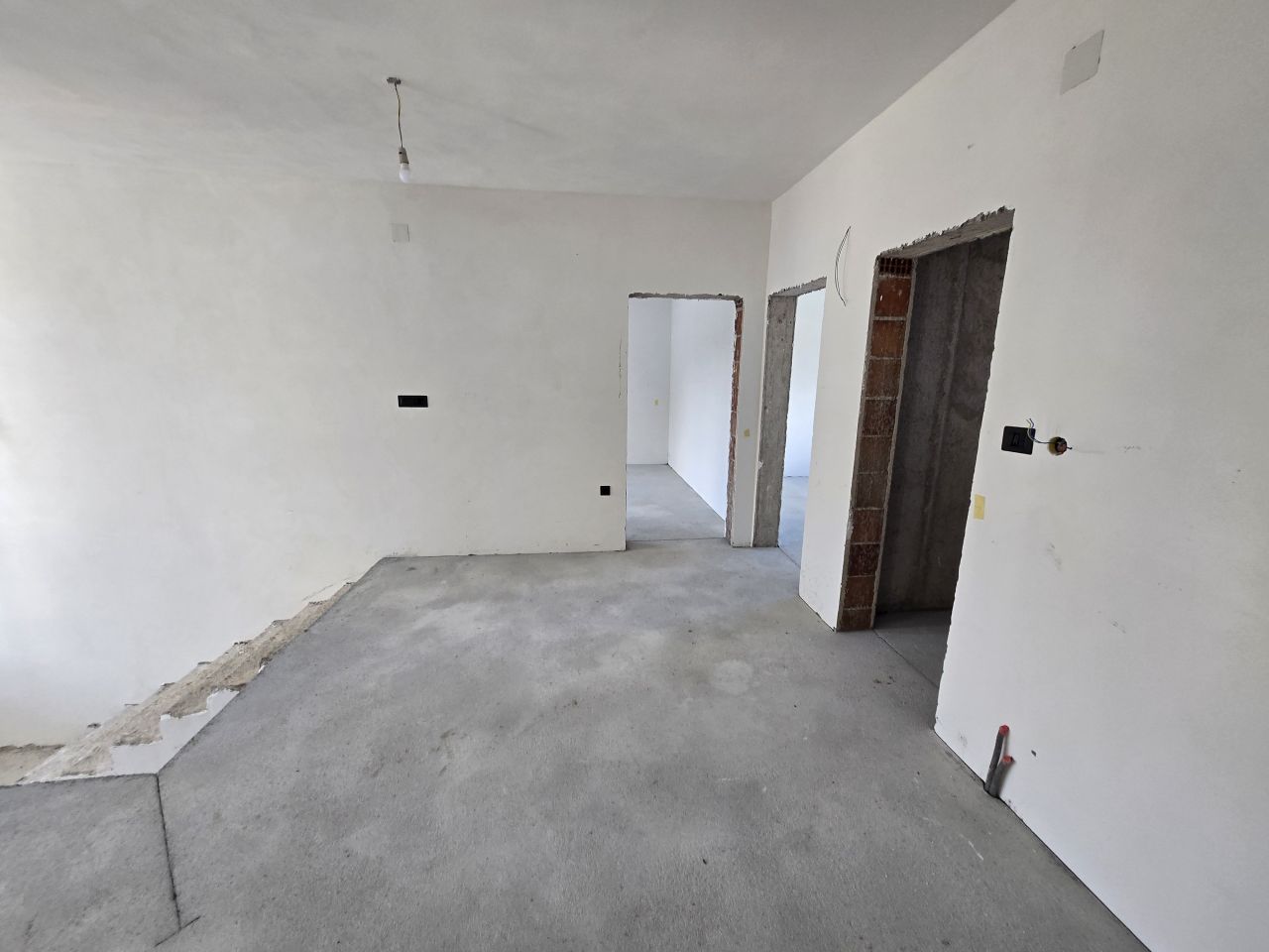 Villa in Bar, Montenegro, 235 m² - picture 3