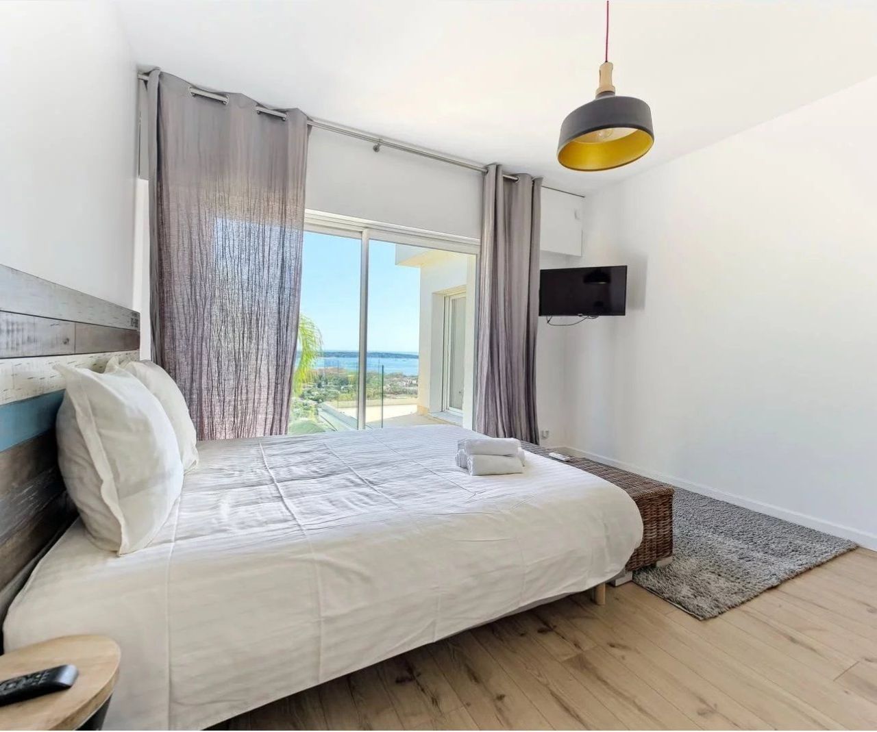 Villa en Golfe-Juan, Francia, 265 m² - imagen 15