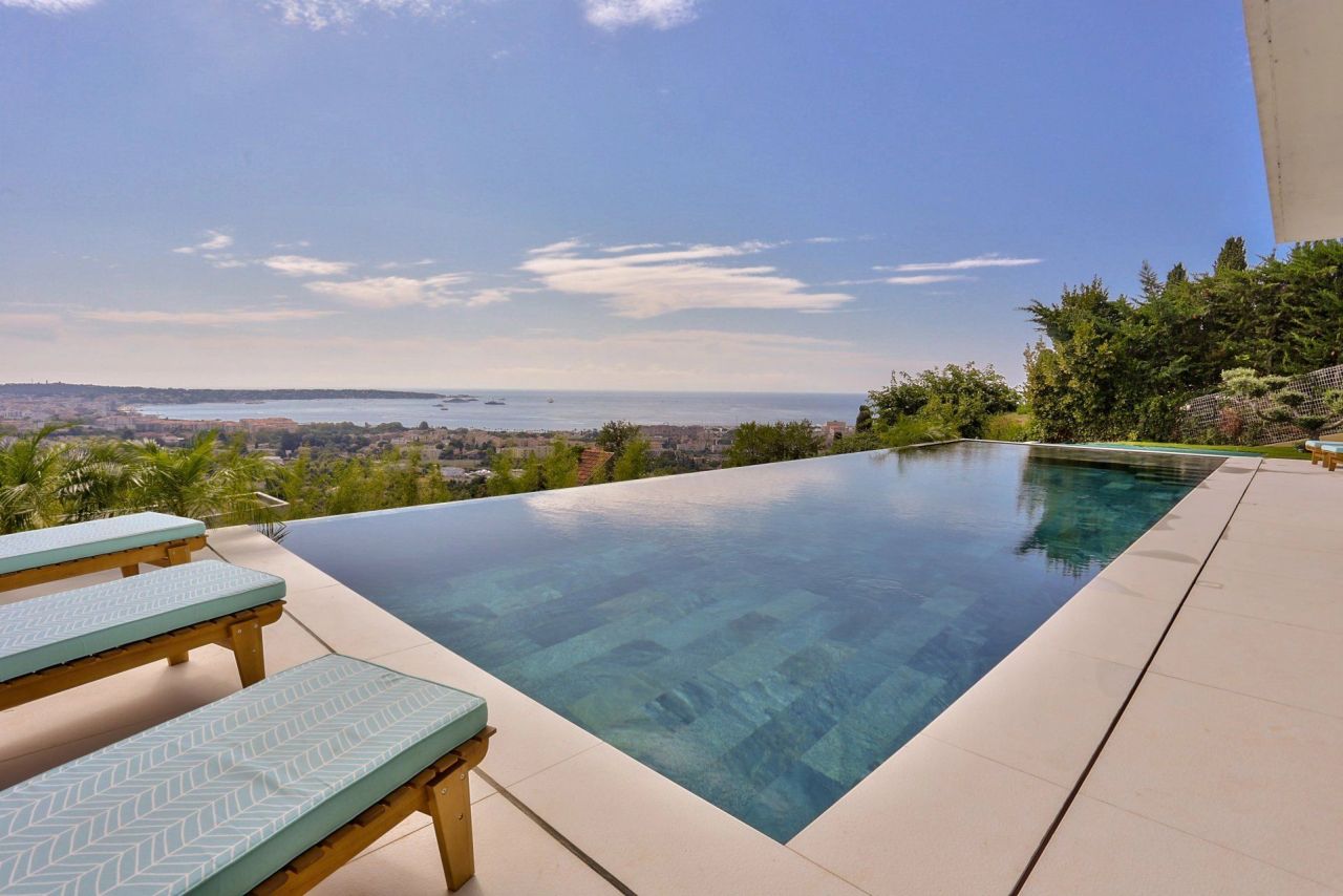 Villa en Golfe-Juan, Francia, 265 m² - imagen 12