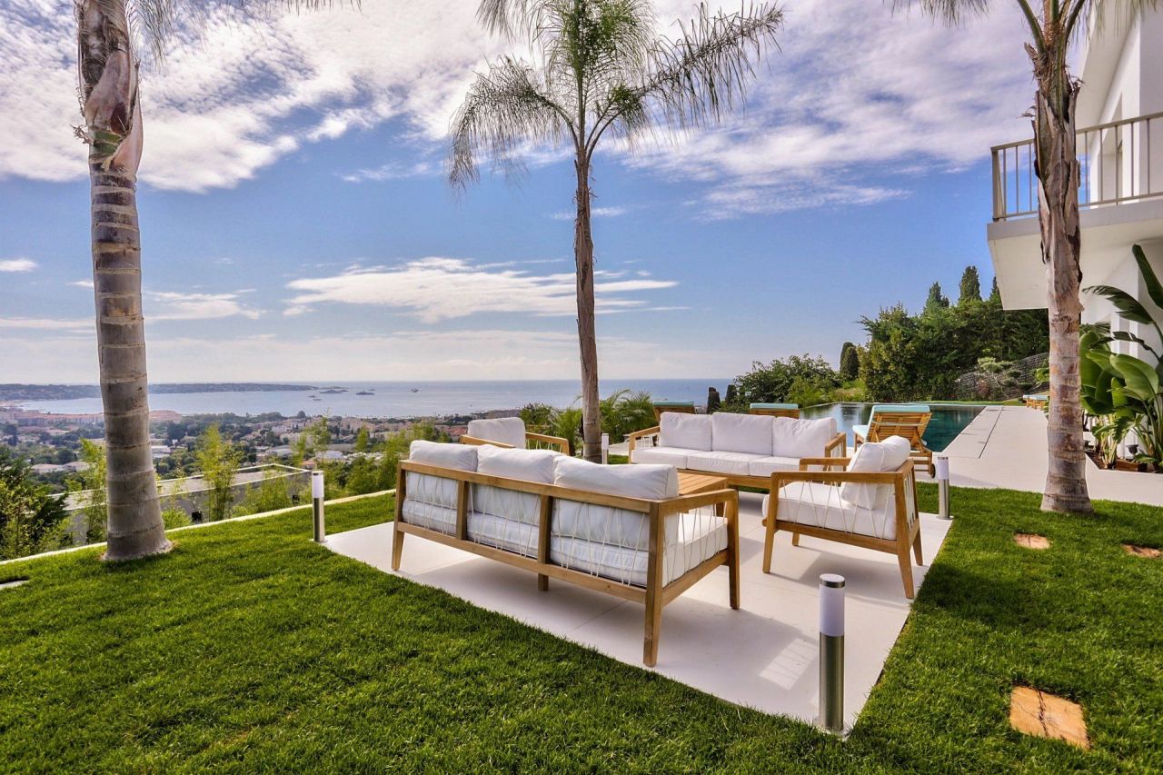 Villa en Golfe-Juan, Francia, 265 m² - imagen 4