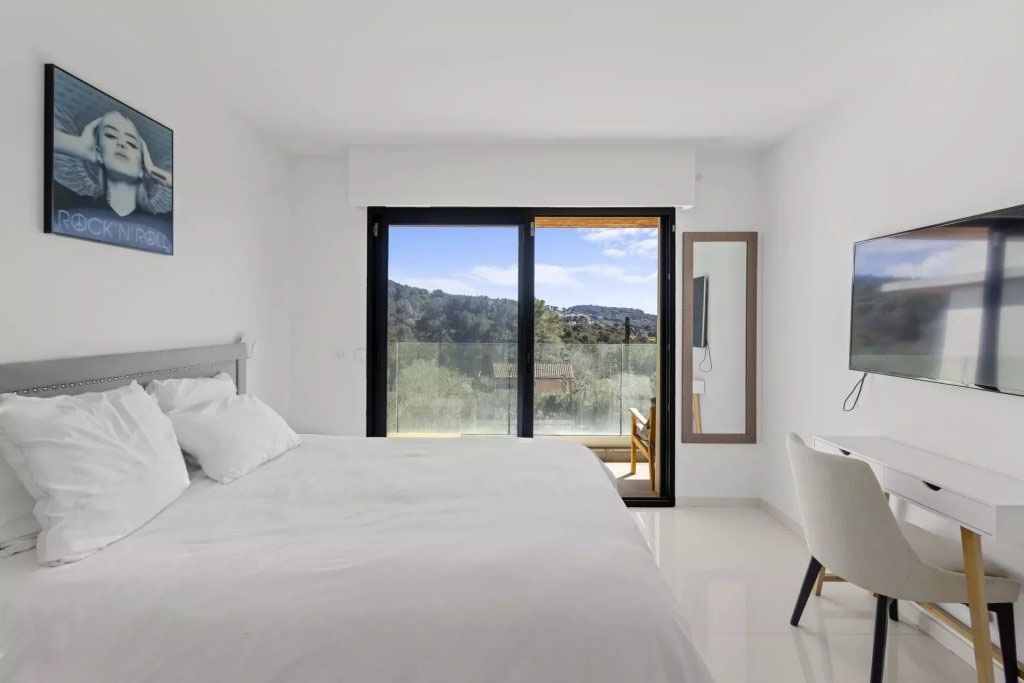 Villa in Mougins, France, 314 m² - picture 18