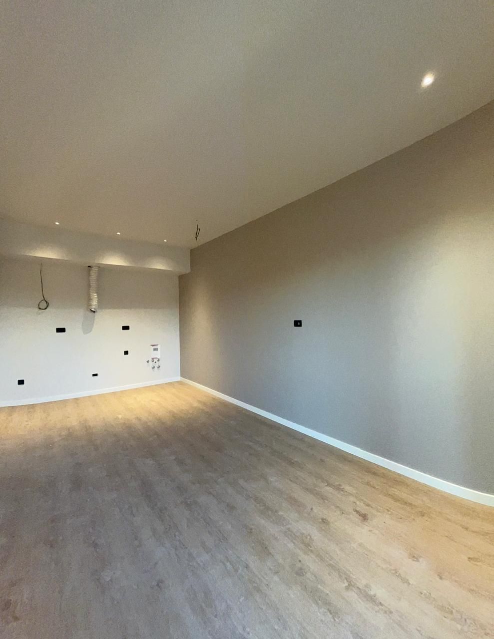 Appartamento a Tivat, Montenegro, 61 m² - foto 4