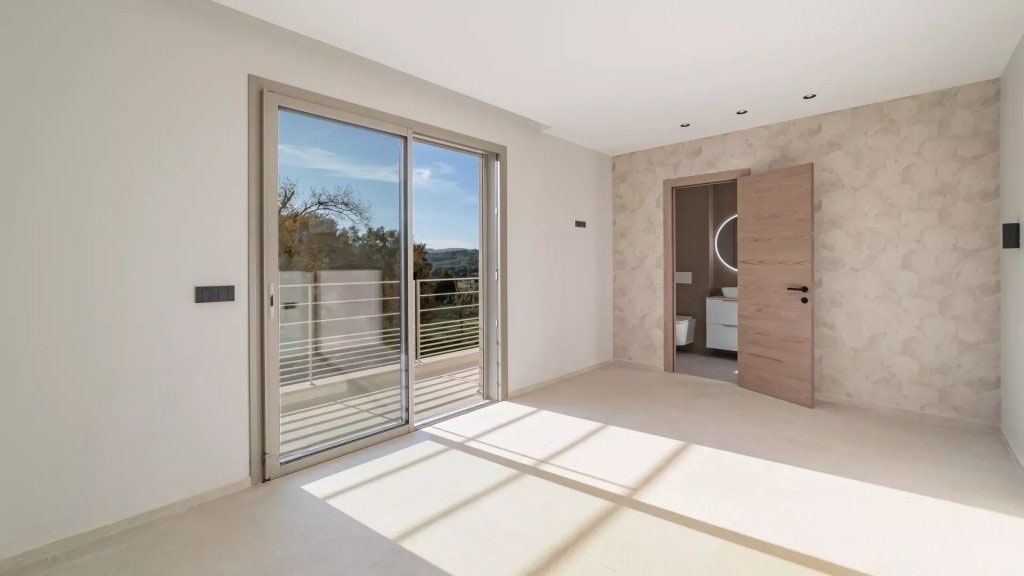 Villa in Mougins, France, 315 m² - picture 10