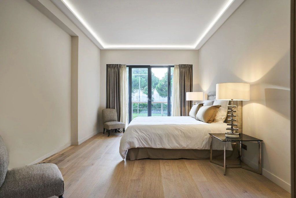 Villa in Cannes, France, 340 m² - picture 13