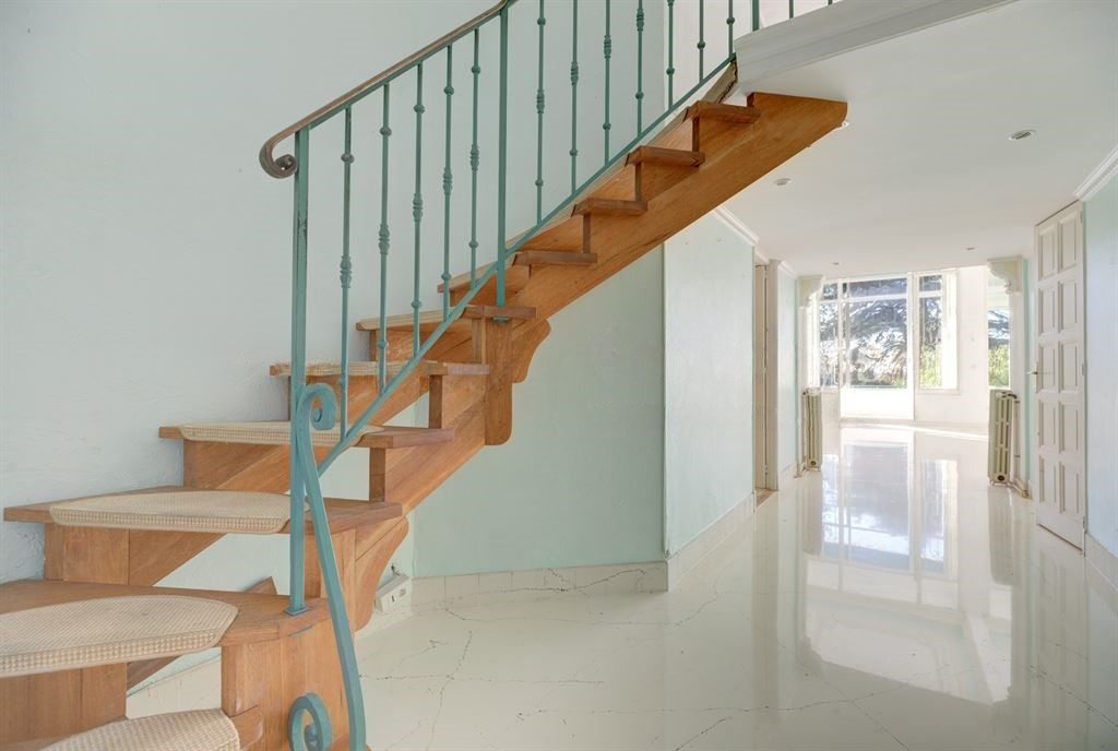 Apartment in Cannes, France, 246 m² - picture 11