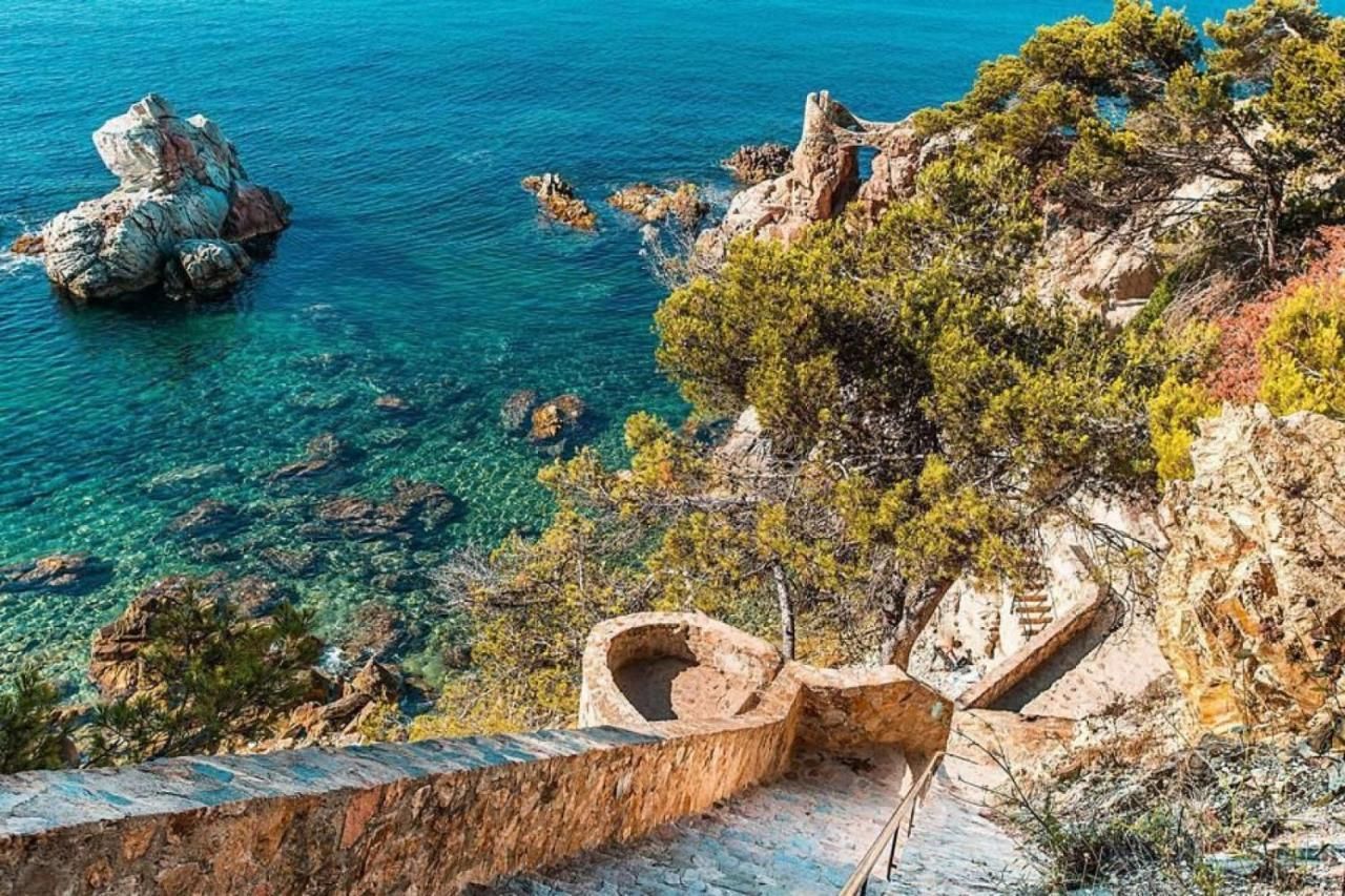 Terrain à Lloret de Mar, Espagne, 3 300 m² - image 1