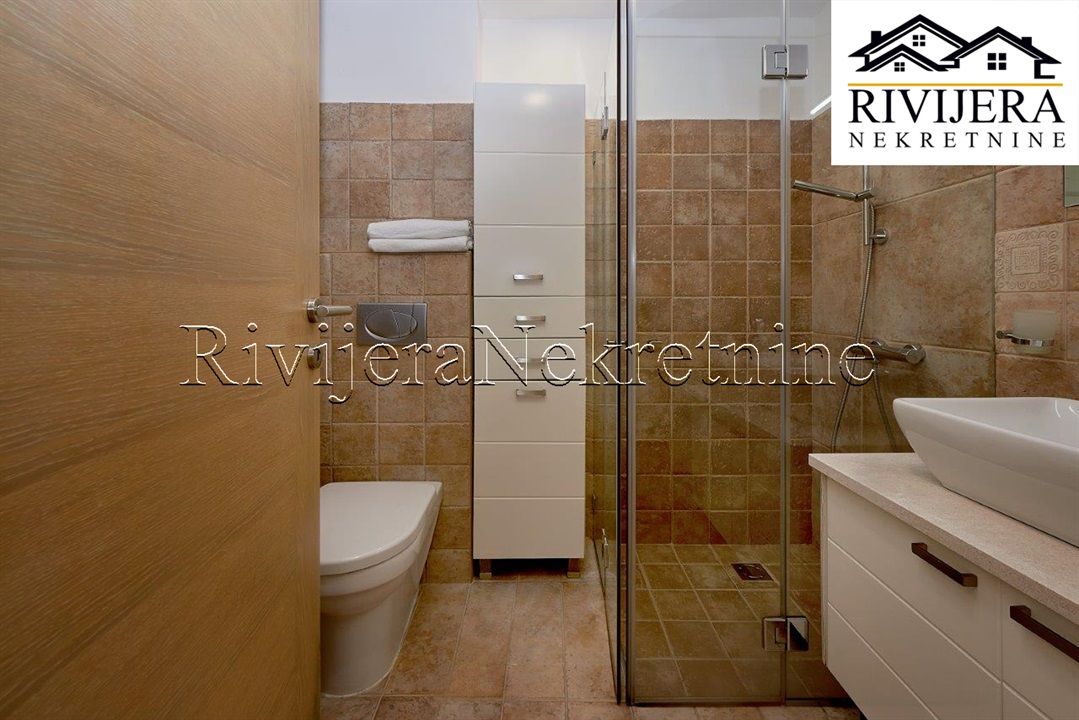 Flat in Kotor, Montenegro, 75 m² - picture 8